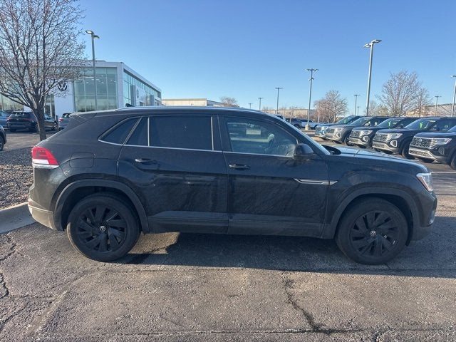 2025 Volkswagen Atlas Cross Sport 2.0T SE w/Technology