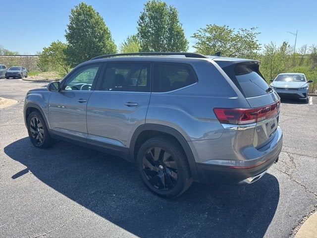 2025 Volkswagen Atlas 2.0T SE w/Technology