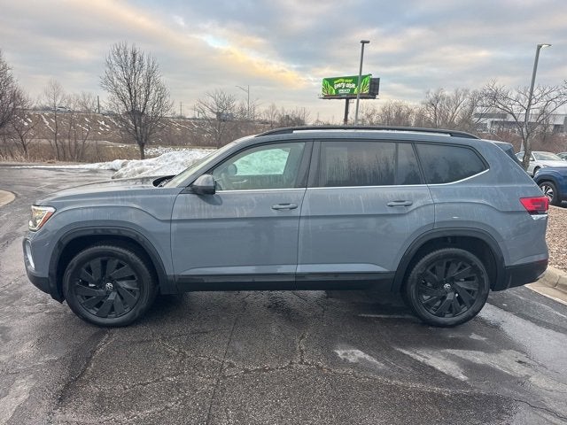 Used 2025 Volkswagen Atlas SE w/Tech with VIN 1V2JR2CA5SC514999 for sale in Kansas City