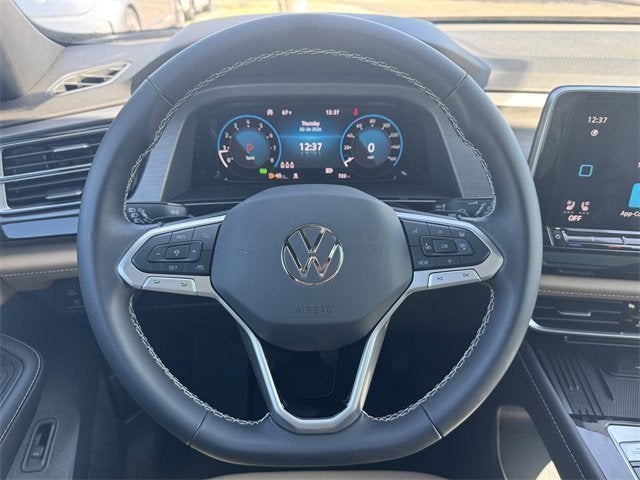 2026 Volkswagen Atlas Cross Sport 2.0T SE w/Technology