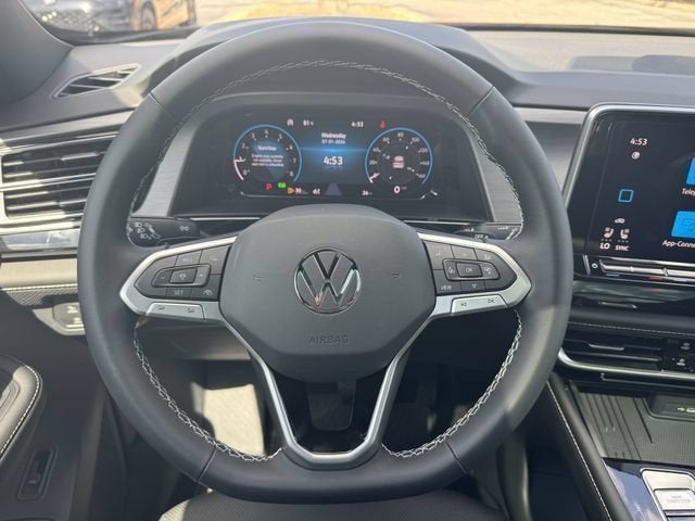 2026 Volkswagen Atlas Cross Sport 2.0T SE w/Technology