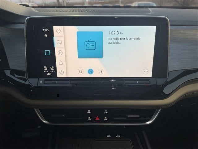 2026 Volkswagen Atlas Cross Sport 2.0T SE w/Technology