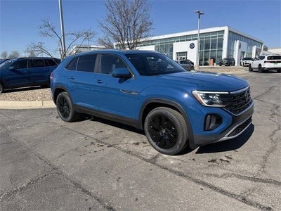 2026 Volkswagen Atlas Cross Sport 2.0T SE w/Technology