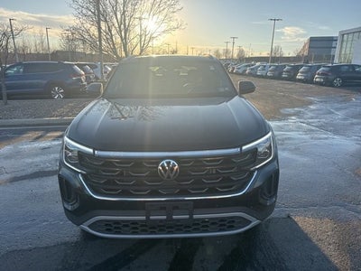 2025 Volkswagen Atlas Cross Sport 2.0T SE w/Technology