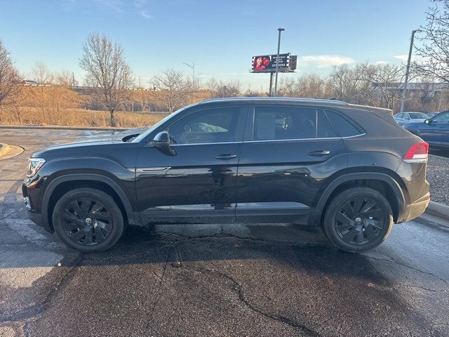 2025 Volkswagen Atlas Cross Sport 2.0T SE w/Technology
