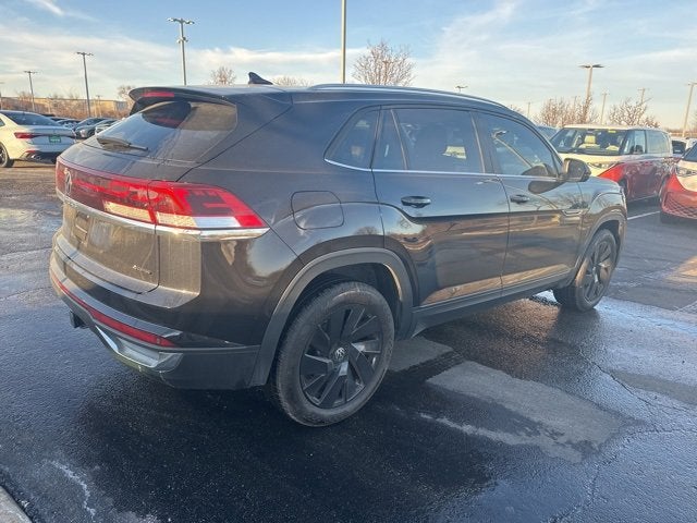 2025 Volkswagen Atlas Cross Sport 2.0T SE w/Technology