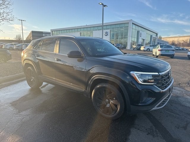 2025 Volkswagen Atlas Cross Sport 2.0T SE w/Technology