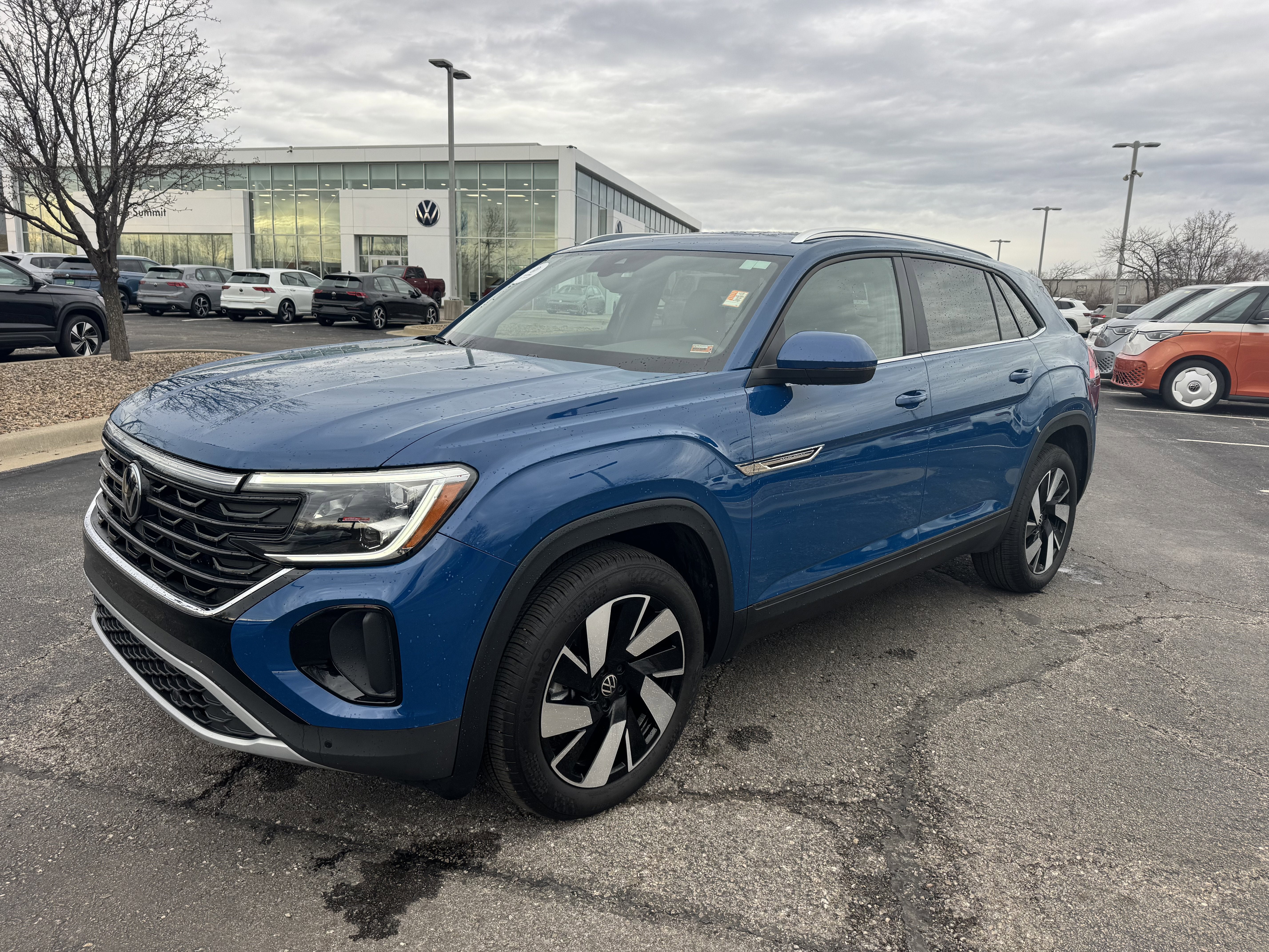 2025 Volkswagen Atlas Cross Sport 2.0T SE w/Technology