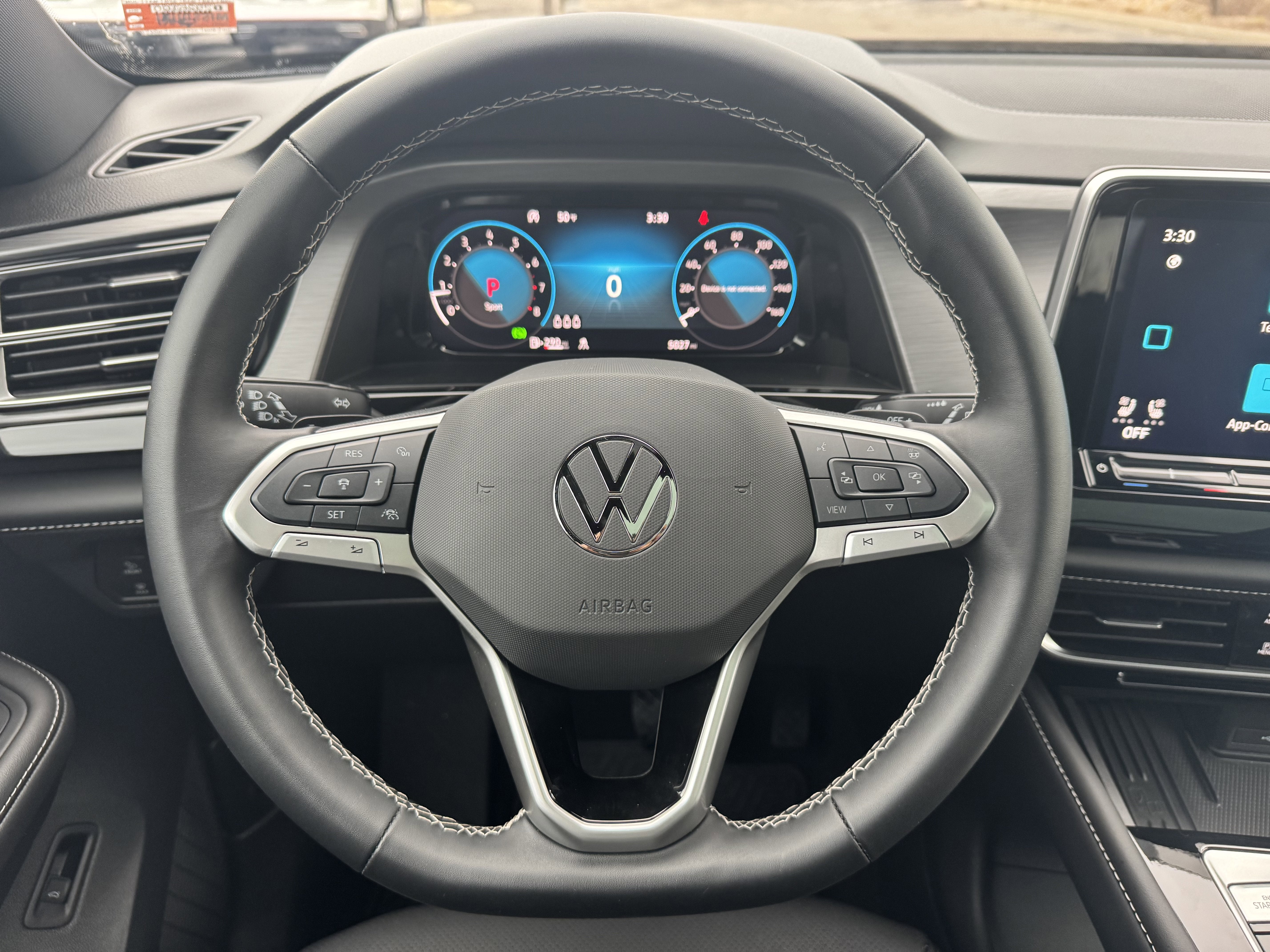 2025 Volkswagen Atlas Cross Sport 2.0T SE w/Technology