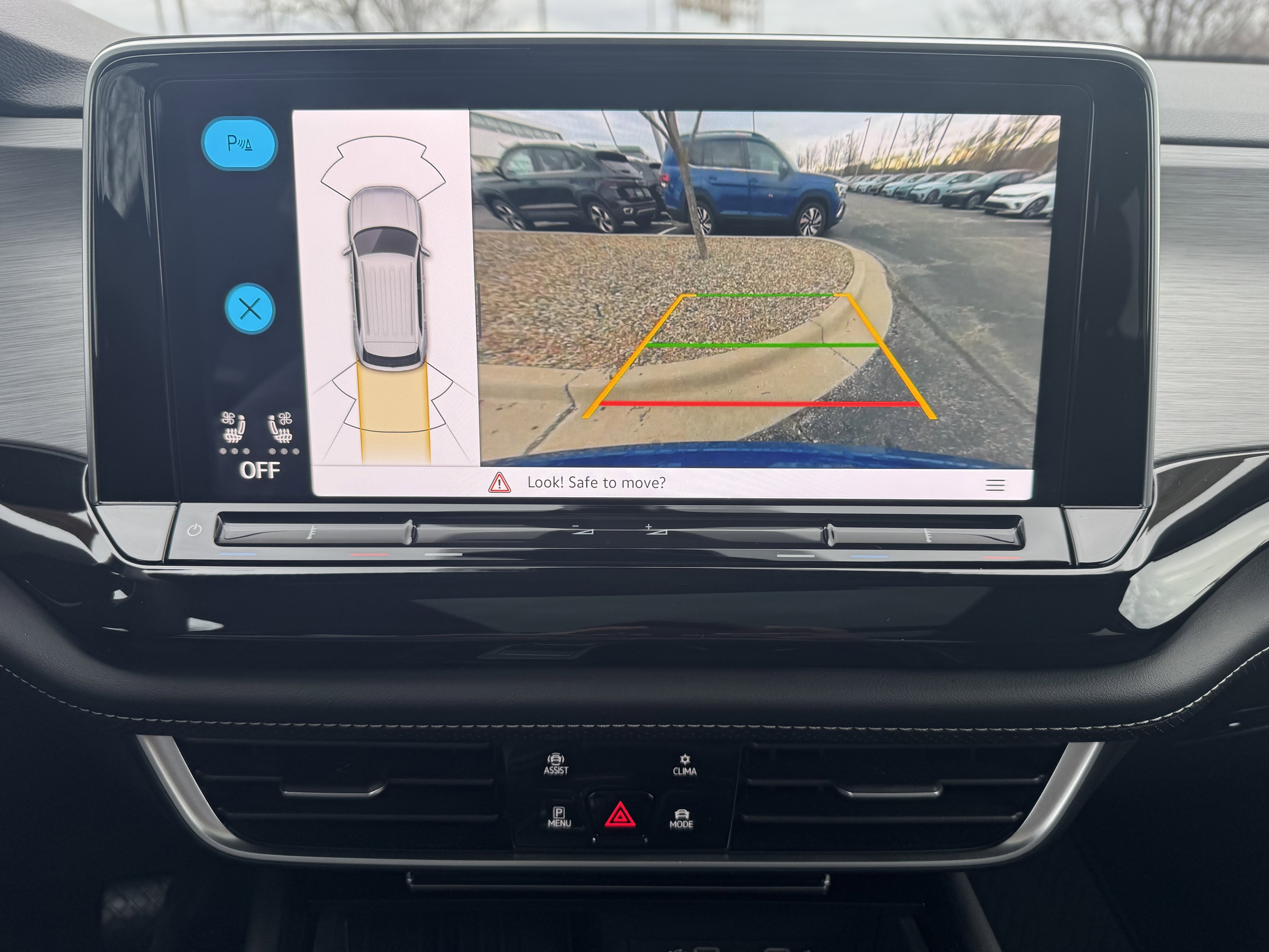 2025 Volkswagen Atlas Cross Sport 2.0T SE w/Technology