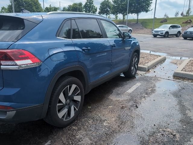 2025 Volkswagen Atlas Cross Sport 2.0T SE w/Technology