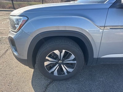 2025 Volkswagen Atlas Cross Sport 2.0T SE