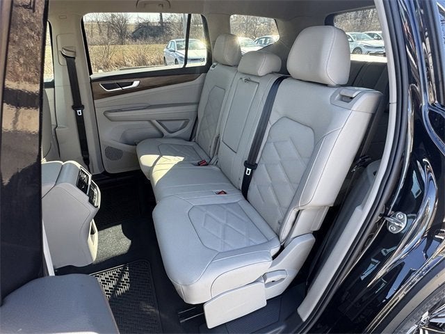 2026 Volkswagen Atlas 2.0T SE