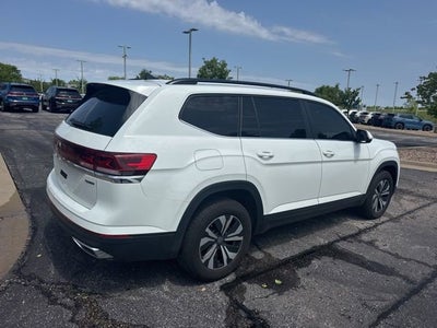 2025 Volkswagen Atlas 2.0T SE