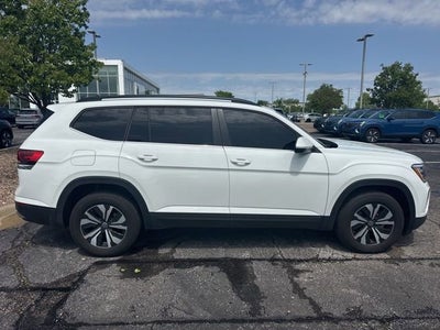 2025 Volkswagen Atlas 2.0T SE