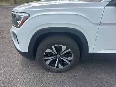 2024 Volkswagen Atlas 2.0T SE