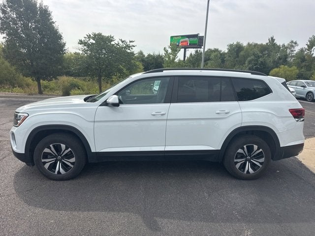2024 Volkswagen Atlas 2.0T SE