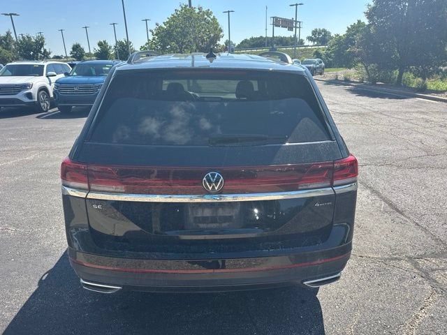 2024 Volkswagen Atlas 2.0T SE