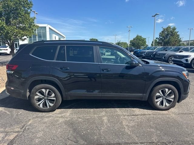 2024 Volkswagen Atlas 2.0T SE