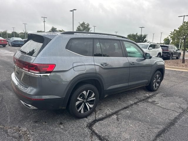 2025 Volkswagen Atlas 2.0T SE