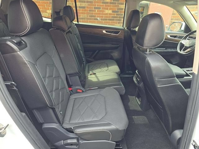 2024 Volkswagen Atlas 2.0T SE