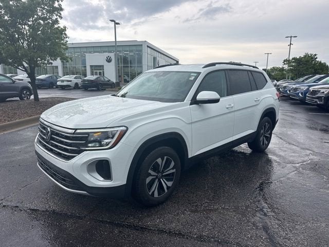 2025 Volkswagen Atlas 2.0T SE