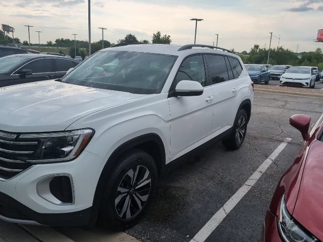 2025 Volkswagen Atlas 2.0T SE