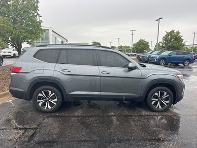 2025 Volkswagen Atlas 2.0T SE
