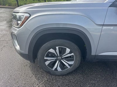 2024 Volkswagen Atlas 2.0T SE