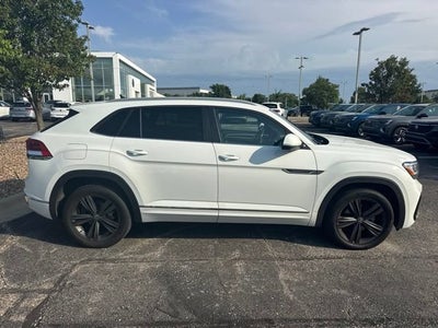 2021 Volkswagen Atlas Cross Sport 3.6L V6 SE w/Technology R-Line