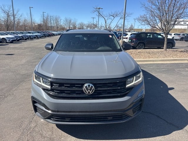 2023 Volkswagen Atlas Cross Sport 2.0T SEL R-Line Black