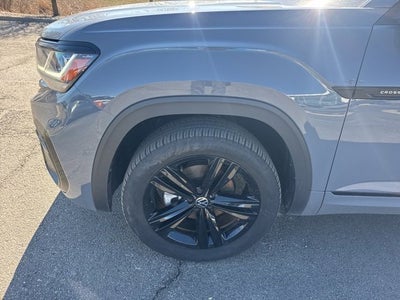 2023 Volkswagen Atlas Cross Sport 2.0T SEL R-Line Black