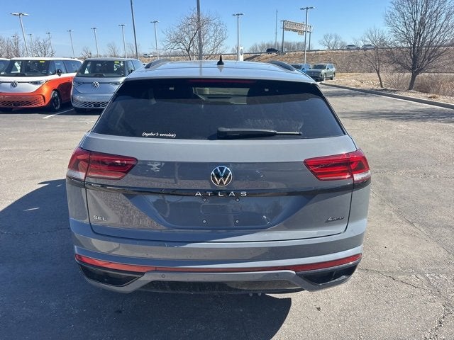 2023 Volkswagen Atlas Cross Sport 2.0T SEL R-Line Black