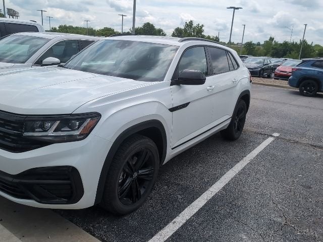 2023 Volkswagen Atlas Cross Sport 3.6L V6 SEL R-Line Black