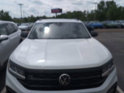 2023 Volkswagen Atlas Cross Sport 3.6L V6 SEL R-Line Black