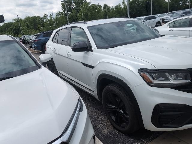 2023 Volkswagen Atlas Cross Sport 3.6L V6 SEL R-Line Black