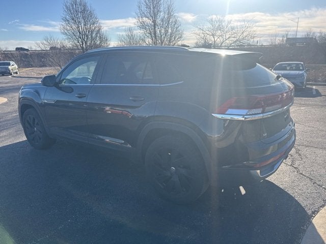 2025 Volkswagen Atlas Cross Sport 2.0T SE w/Technology
