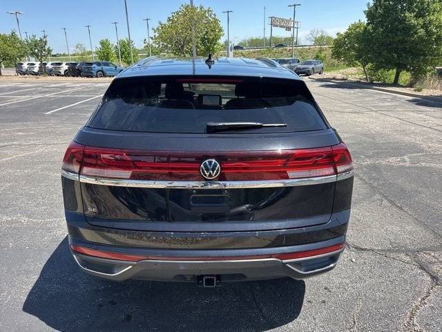 2025 Volkswagen Atlas Cross Sport 2.0T SE w/Technology