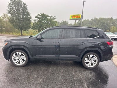 2022 Volkswagen Atlas 3.6L V6 SE w/Technology