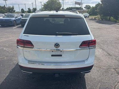 2022 Volkswagen Atlas 3.6L V6 SE w/Technology