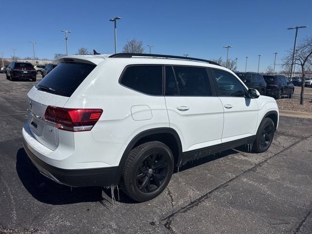 2020 Volkswagen Atlas 3.6L V6 SE w/Technology