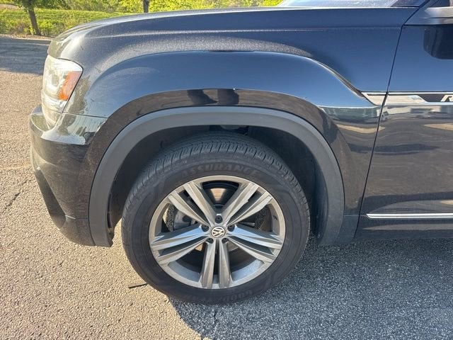 2019 Volkswagen Atlas 3.6L V6 SE w/Technology R-Line