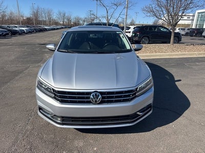 2017 Volkswagen Passat 1.8T SE