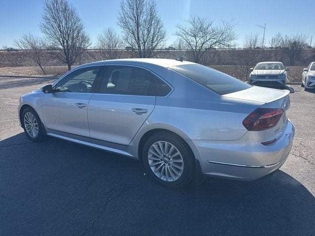 2017 Volkswagen Passat 1.8T SE