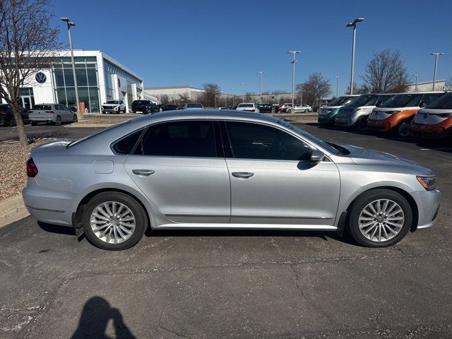 2017 Volkswagen Passat 1.8T SE