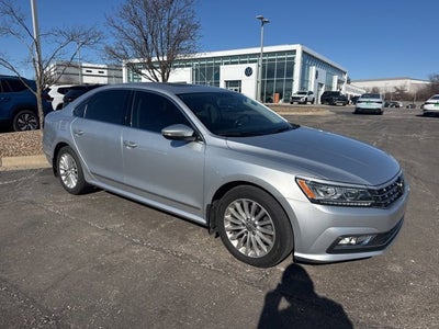 2017 Volkswagen Passat 1.8T SE