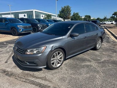 2019 Volkswagen Passat 2.0T Wolfsburg Edition