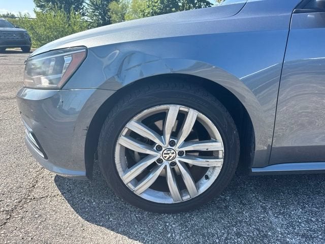 2019 Volkswagen Passat 2.0T Wolfsburg Edition