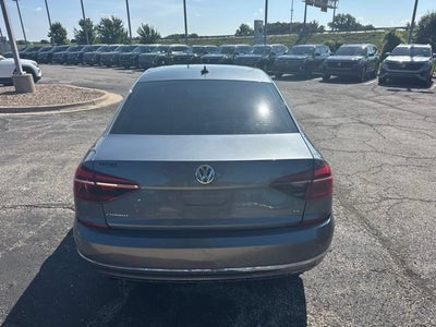 2019 Volkswagen Passat 2.0T Wolfsburg Edition