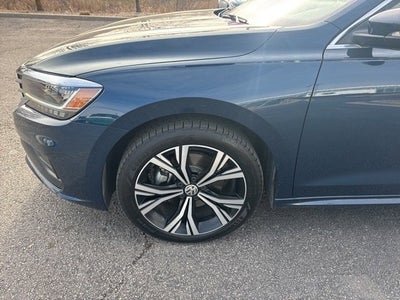 2022 Volkswagen Passat 2.0T SE